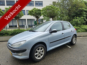 Peugeot 206 1.6-16V Lage KM/5Deurs