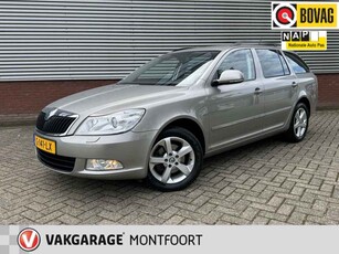 Skoda Octavia Combi 1.8 TSI Ambition Business Line|74.295 KM !|Station|Airco|Cruise|Parkeer sensoren|L.M. wielen