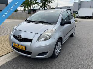 Toyota Yaris 1.3 VVTi Comfort, airco, 5-deurs, NL-auto