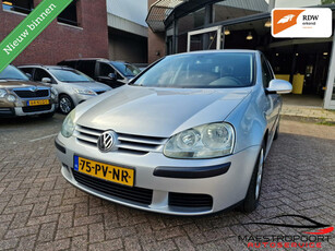 Volkswagen Golf 1.6 FSI Comfortline