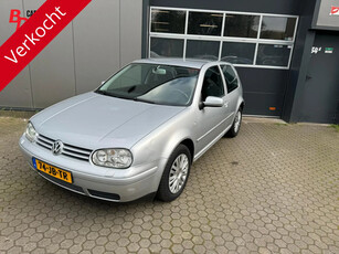 Volkswagen Golf 2.0 Highline