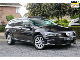 Volkswagen Passat Variant 1.4 TSI GTE Connected Series Plus ACC Pano Trekhaak LED PDC 17''