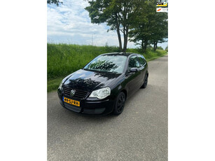 Volkswagen Polo 1.4-16V Comfortline