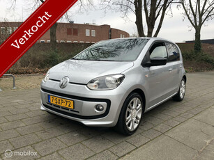 Volkswagen Up! 1.0 groove up! BlueMotion/ Verkocht!!