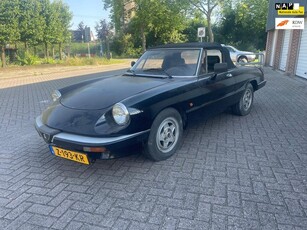 Alfa Romeo SPIDER 2.0 Cabrio Oldtimere