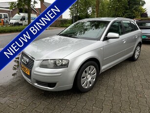 Audi A3 Sportback 1.6 Attraction Pro Line