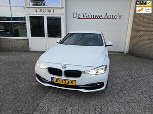 BMW 3-serie 330e / NL -AUTO/ LEDER / ACC /M- SPORT INTERIEUR