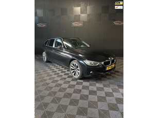 BMW 3-serie Touring 318d Executive Navi Led Clima