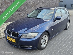 BMW 3-serie Touring 320d Efficient Dynamics Edition Luxury