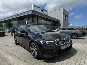 BMW 3 Serie Touring 330i M-Sport NEW MODEL Pano-Dak