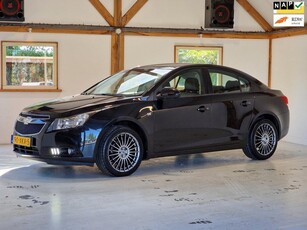 Chevrolet Cruze 1.8 LS (Leder / Airco / Cruise / 18