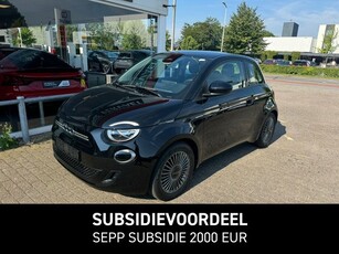 Fiat 500 Icon 42 kWh (bj 2022, automaat)