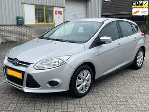 Ford Focus 1.6 TDCI 95 PK 6 BAK Bj 2012 ECOnetic 1e Eig