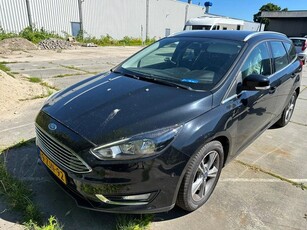 Ford FOCUS Wagon 1.0 First Edition Motor slaat niet aan!!