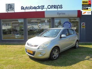 Hyundai I20 1.2i i-Motion 5drs NL-Auto, Dealer onderhouden.