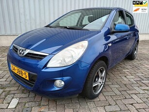 Hyundai I20 1.4i DynamicVersion - Airco - Start Niet