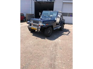 Jeep Wrangler LAREDO HT COMM. Super nette en perfect