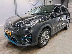 Kia e-Niro ExecutiveLine 64 kWh LEDER STOELKOELING NAVI