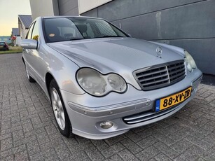 Mercedes-Benz C-Klasse 220 CDI Elegance Automaat (bj 2005)