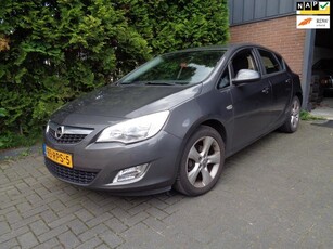 Opel Astra 1.4 Turbo Edition,Navi,Clima,PDC,Cruise control