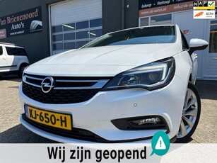 Opel Astra 1.4 Turbo Innovation 5 drs met parkeersensoren /