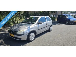 Opel Corsa 1.2-16V Njoy ZO INGERUILD DUS ZO WEG PRIJSJE