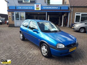 Opel Corsa 12i-16V Strada