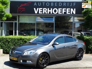 Opel Insignia 2.8 T Cosmo 4x4 - V6 - PANORAMADAK - AUTOMAAT