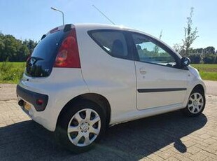 Peugeot 107 1.0-12V XS met Diverse Opties !