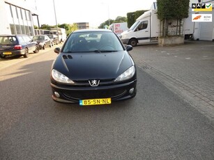 Peugeot 206 1.4 Air-line 3