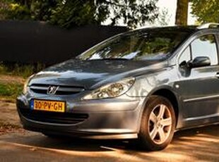 Peugeot 307 SW 2.0 16V Premium MET CRUISE CONTROL, TREKHAAK, AIRCO EN MEER!