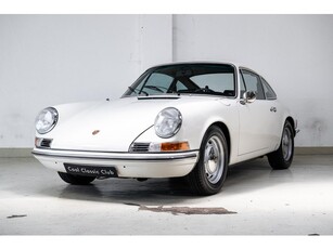 Porsche 911 T 2.0 LWB - Nut & Bolt Restored - Matching -