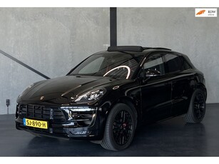 Porsche Macan 3.0 GTS SportChrono, Luchtvering, Pano