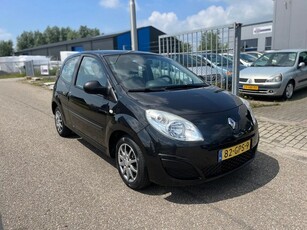 Renault Twingo 1.2 Authentique l Airco l Nieuwe APK!