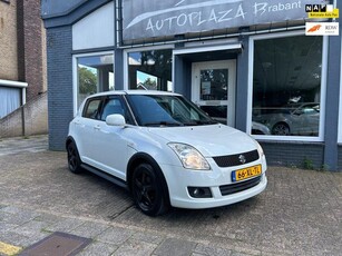 Suzuki Swift 1.3 Shogun / AIRCO / NAVI / BLEUTOOTH