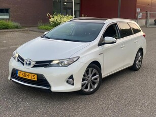 Toyota Auris Touring Sports 1.8 Hybrid Lease (bj 2013)