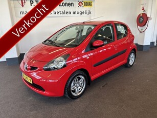 Toyota Aygo 1.0-12V + Automaat Zeer lage KM stand