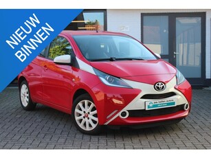 Toyota Aygo 1.0 VVT-i x-cite RED Edition!