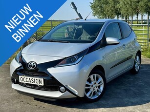 Toyota Aygo 1.0 VVT-i x-joy NAVIGATIE CLIMATE