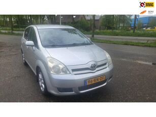 Toyota Corolla Verso 1.8 VVT-i Luna