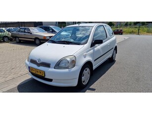 Toyota Yaris 1.0-16V VVT-i Sol