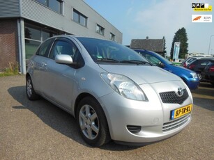 Toyota Yaris 1.3 VVTi Sol 2007 € 3.450,- 3 drs. 1 Jr. Apk