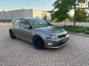 Volkswagen Golf 1.2 TSI Highline APK CLIMA Stoelverwarming