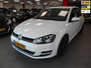 Volkswagen Golf 1.4 TSI Connected Series