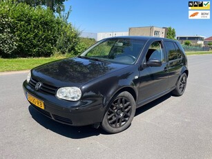 Volkswagen Golf 1.6 Highline CLIMA/NAP/CRUISE/AUT./APK