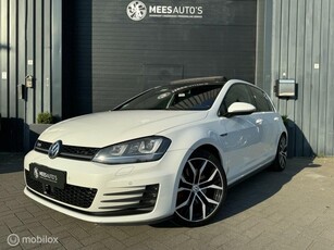 Volkswagen Golf 2.0 TDI GTDPanoLEDLeerACCLane astKeyle