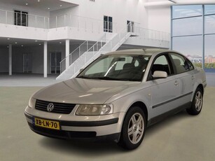 Volkswagen Passat 1.8-5V