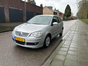 Volkswagen Polo 1.2-12V Turijn AIRCO,CRUISE,ELEKT PAKKET, MET APK !