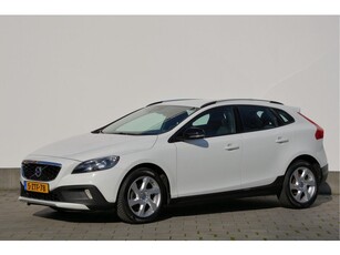 Volvo V40 1.6 T4 Momentum 180 pk Trekhaak Navigatie