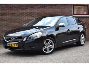 Volvo V60 2.0 D3 Kinetic '11 Navi Clima Cruise